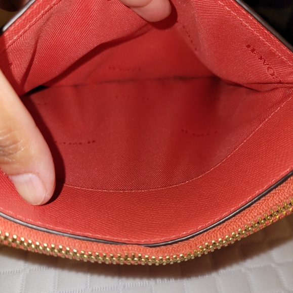 Authentic Coach Crossbody - Picture 6 of 10